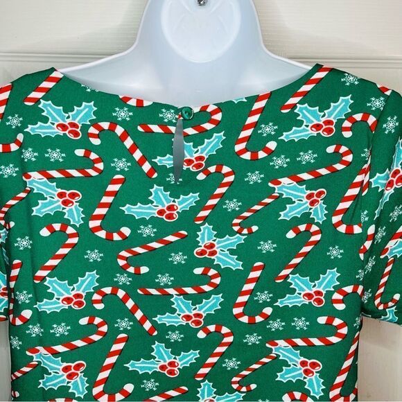 Modcloth Delightful Demeanor Christmas Blouse Candy Cane Green Red M NWT - Picture 9 of 11